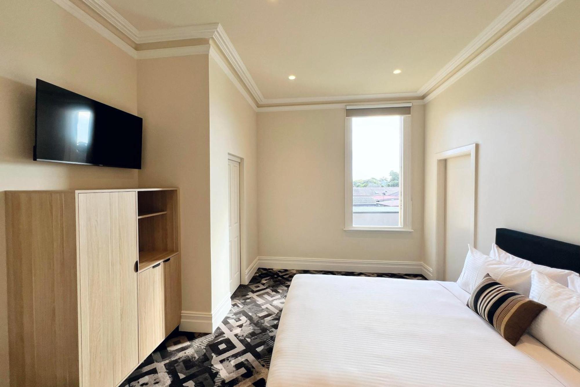 Tempe Hotel Sydney Room photo