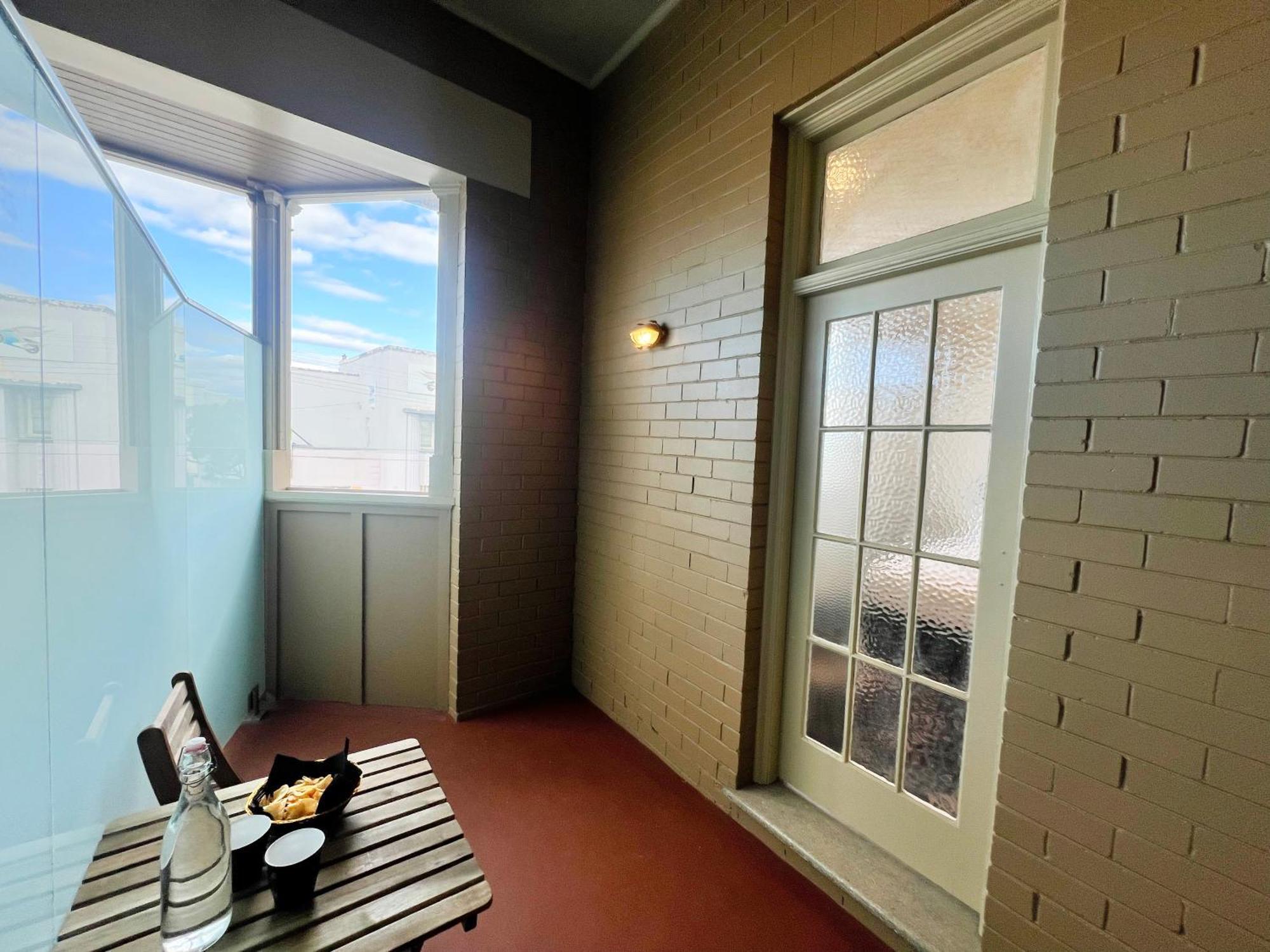Tempe Hotel Sydney Room photo