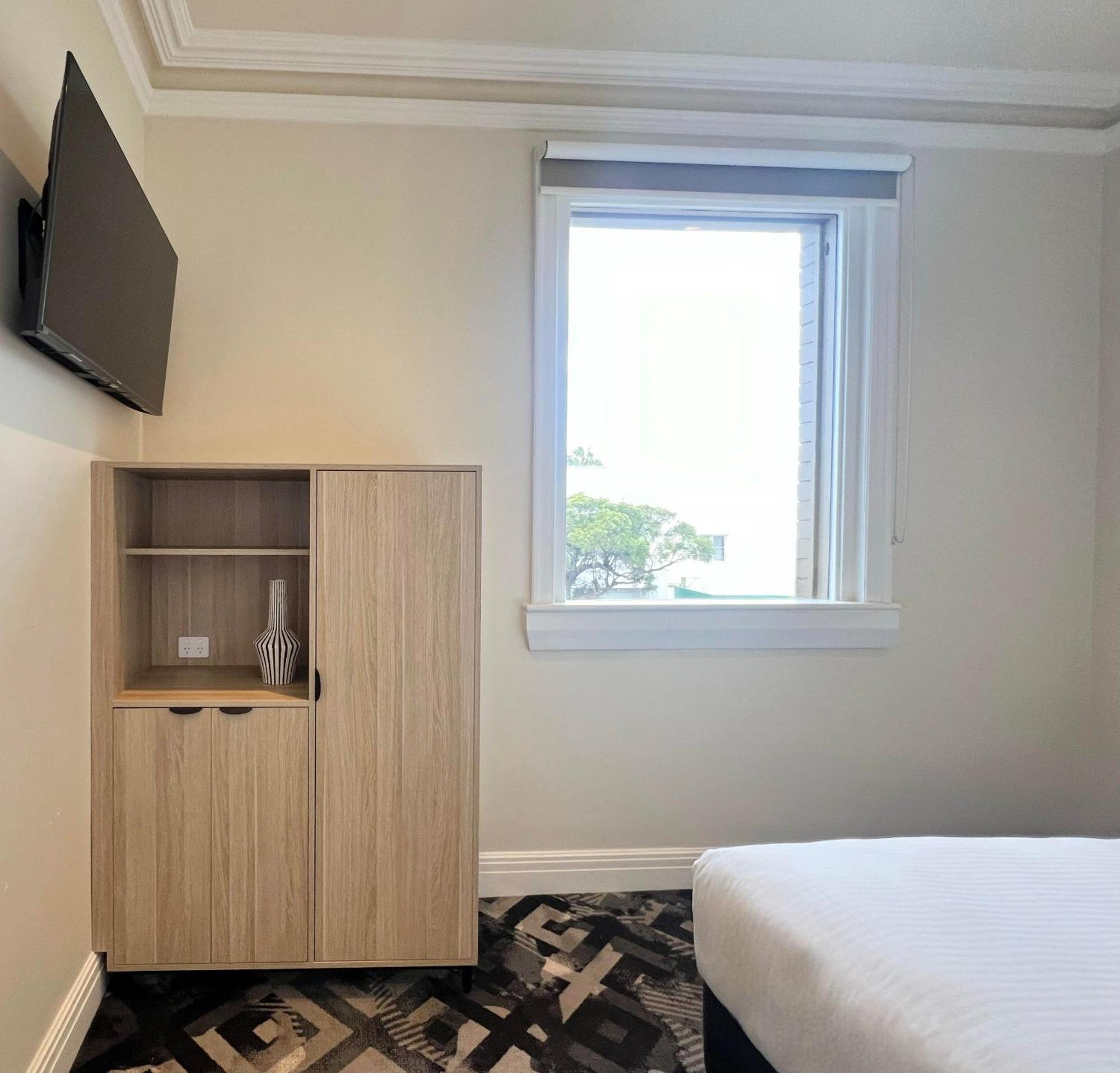Tempe Hotel Sydney Room photo